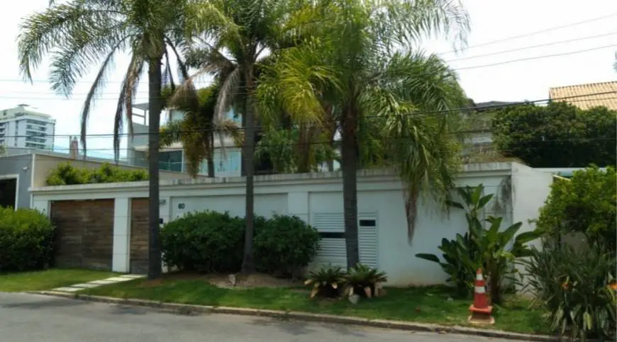 Foto 1 de Casa de Condomínio com 4 Quartos à venda, 630m² em Barra da Tijuca, Rio de Janeiro