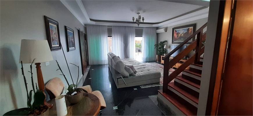 Foto 4 de Casa de Condomínio com 5 Quartos à venda, 350m² em Jardim das Nações, Taubaté