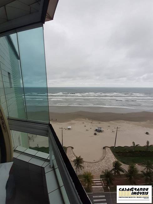 Foto 1 de Apartamento com 1 Quarto à venda, 55m² em Balneário Maracanã, Praia Grande