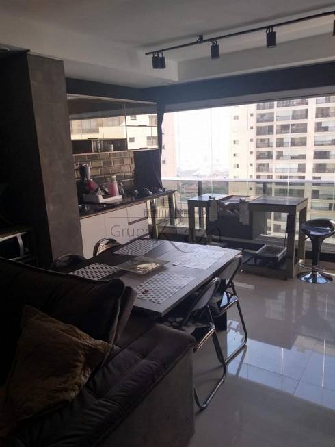Foto 4 de Apartamento com 1 Quarto à venda, 50m² em Parque Residencial Aquarius, São José dos Campos