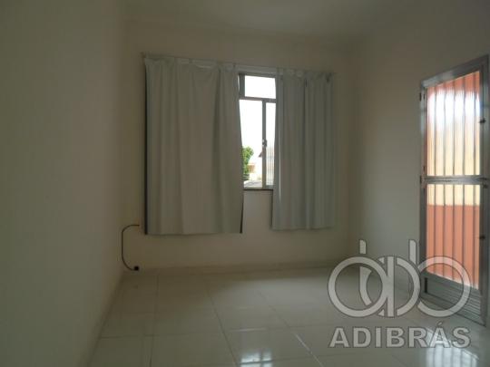 Foto 1 de Apartamento com 1 Quarto para alugar, 37m² em  Vila Valqueire, Rio de Janeiro