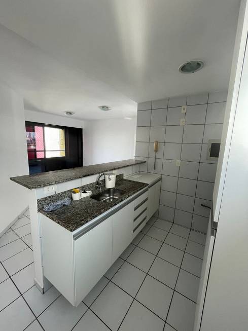 Foto 3 de Apartamento com 2 Quartos para alugar, 60m² em Barro Vermelho, Natal