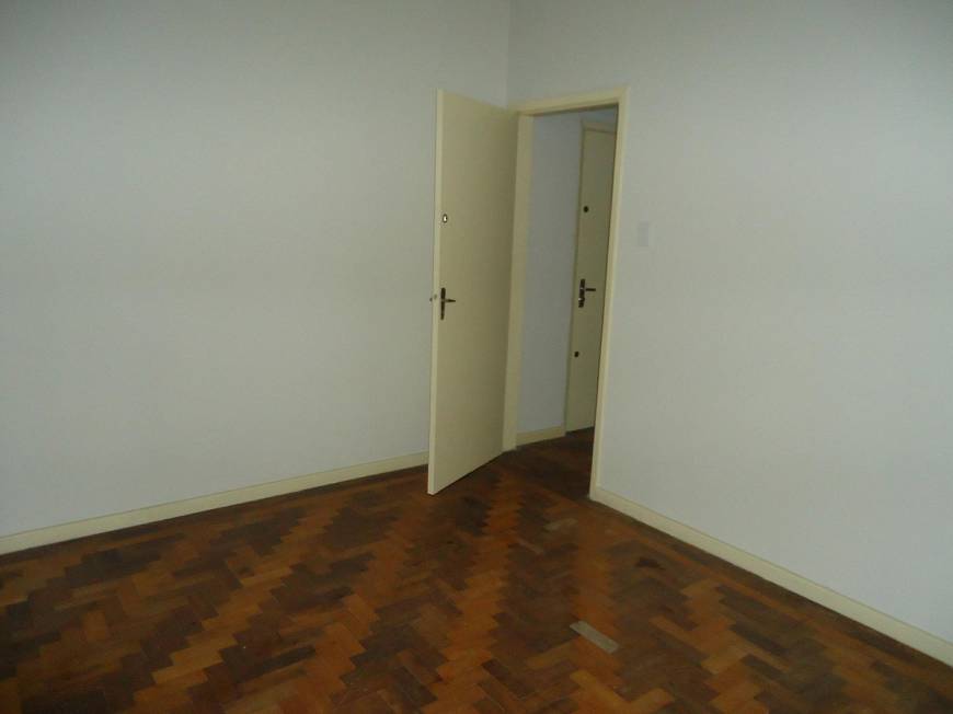 Foto 5 de Apartamento com 2 Quartos para alugar, 60m² em Bom Fim, Porto Alegre