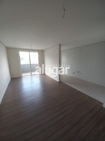 Foto 4 de Apartamento com 2 Quartos para alugar, 76m² em Centro, Caxias do Sul
