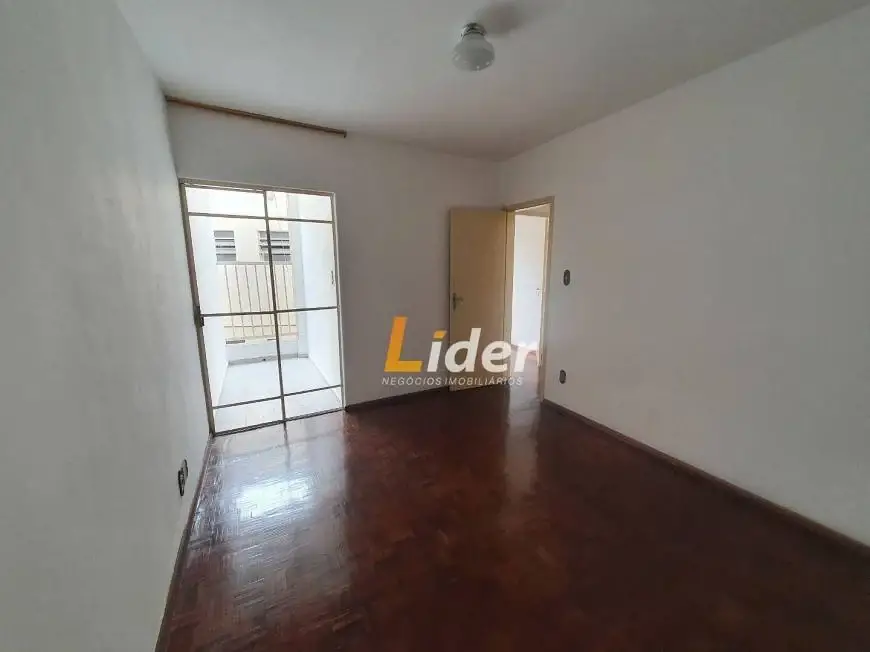 Foto 2 de Apartamento com 2 Quartos para alugar, 70m² em Paineiras, Juiz de Fora