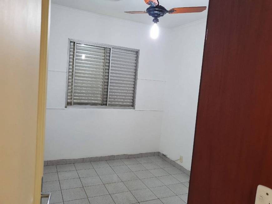 Foto 2 de Apartamento com 2 Quartos para alugar, 63m² em Taquaral, Campinas