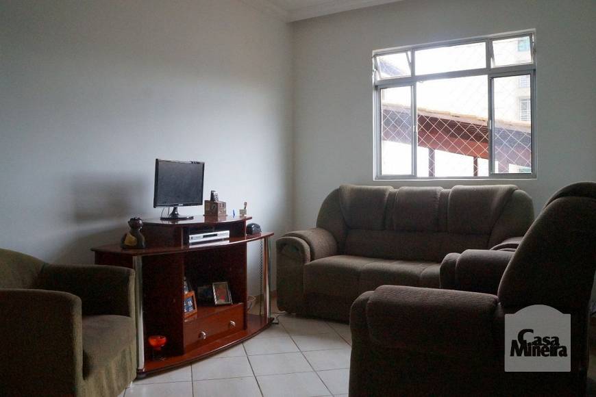 Foto 1 de Apartamento com 3 Quartos à venda, 85m² em Fernão Dias, Belo Horizonte