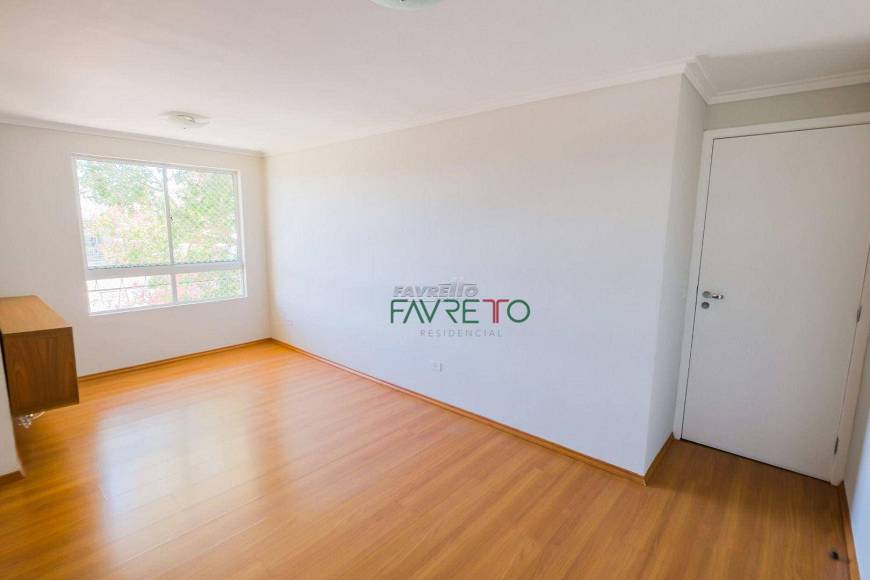 Foto 5 de Apartamento com 3 Quartos para alugar, 58m² em Novo Mundo, Curitiba