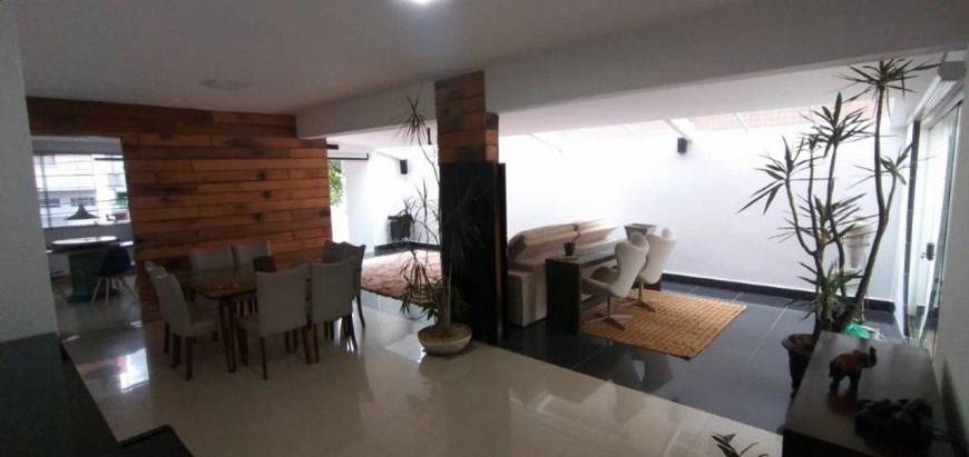 Foto 3 de Apartamento com 4 Quartos para alugar, 350m² em Castelo, Belo Horizonte