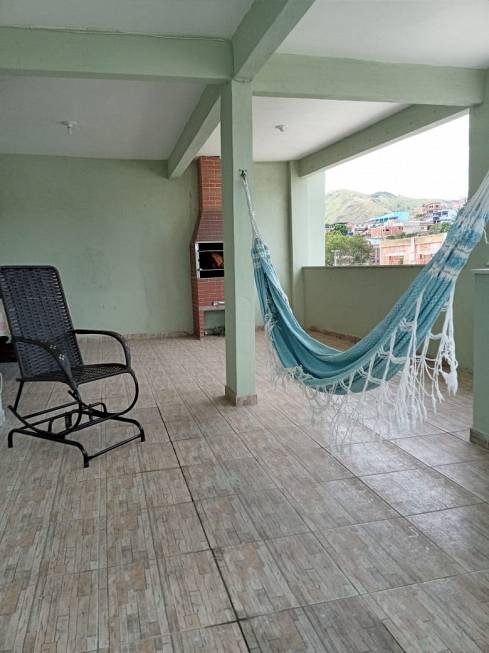 Foto 1 de Casa com 2 Quartos à venda, 115m² em Santíssimo, Rio de Janeiro