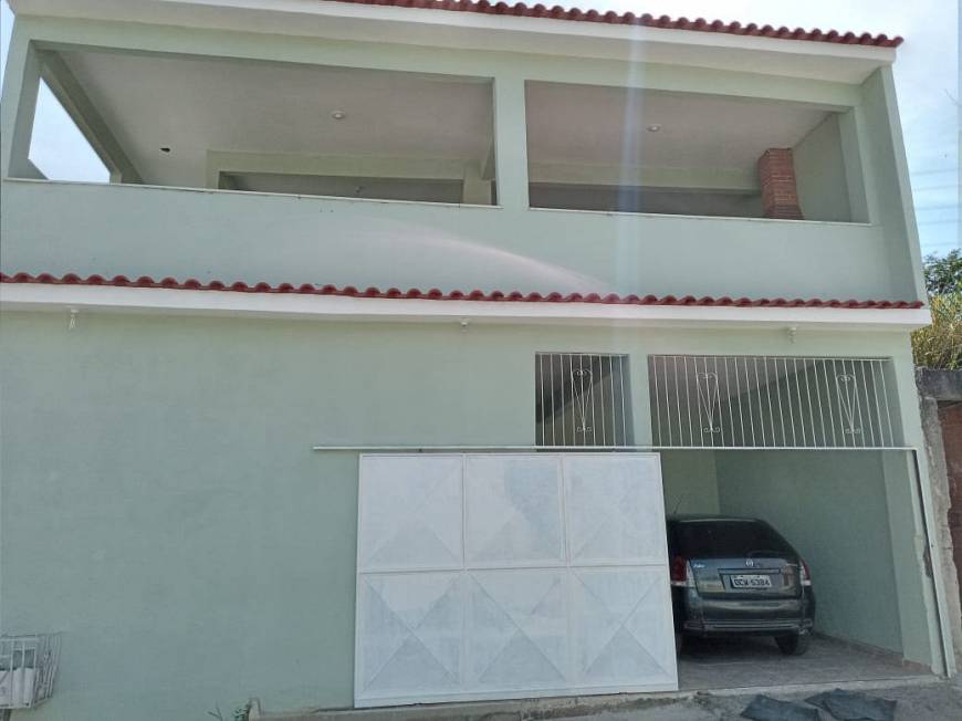 Foto 2 de Casa com 2 Quartos à venda, 115m² em Santíssimo, Rio de Janeiro
