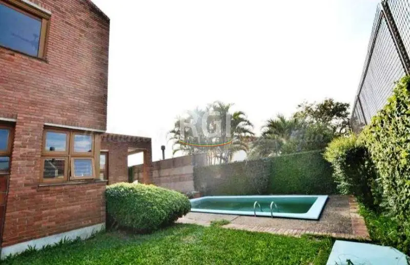 Foto 3 de Casa com 3 Quartos à venda, 276m² em Medianeira, Porto Alegre
