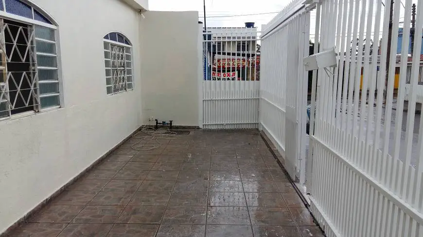 Foto 2 de Casa com 3 Quartos à venda, 100m² em Recanto das Emas, Brasília