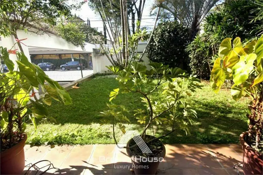 Foto 2 de Casa com 4 Quartos à venda, 433m² em Alto Da Boa Vista, São Paulo