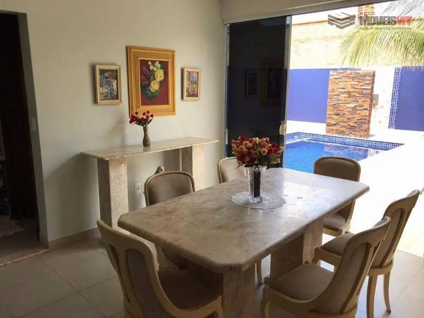 Foto 5 de Casa de Condomínio com 4 Quartos para alugar, 330m² em Jardim Itália, Cuiabá