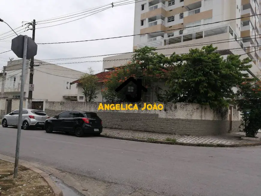 Foto 1 de Lote/Terreno à venda, 358m² em Vila Valença, São Vicente