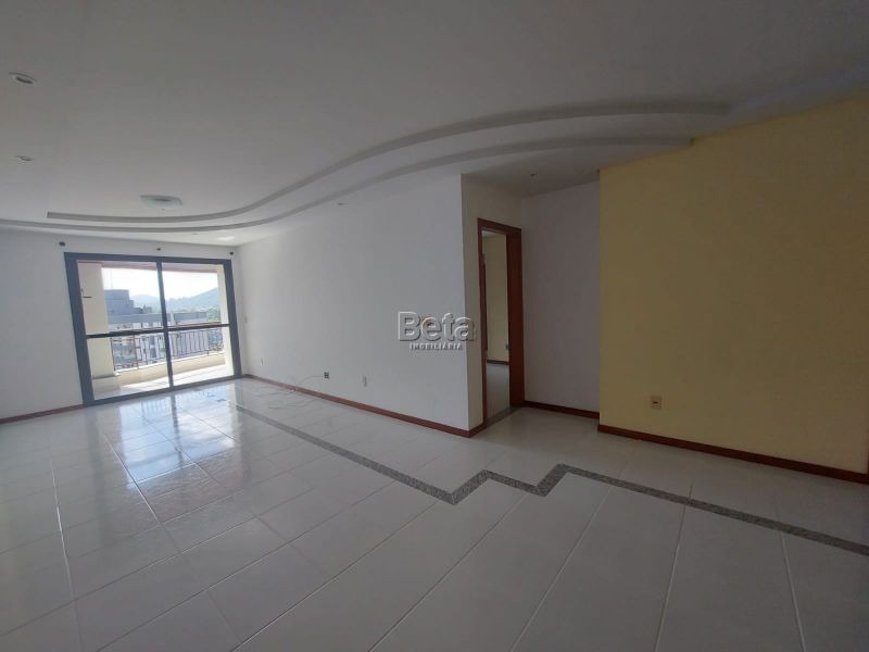 Foto 4 de Apartamento com 3 Quartos para alugar, 110m² em Centro, Jaraguá do Sul