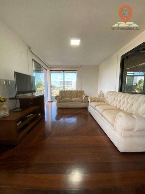 Foto 1 de Apartamento com 3 Quartos à venda, 130m² em Pitanguinha, Maceió