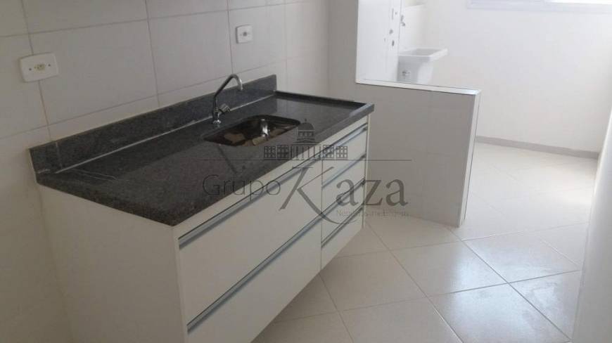 Foto 4 de Apartamento com 3 Quartos à venda, 78m² em Vila Tatetuba, São José dos Campos