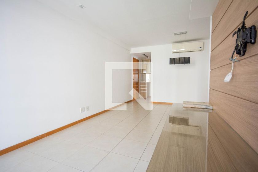 Foto 5 de Apartamento com 4 Quartos para alugar, 94m² em Maracanã, Rio de Janeiro