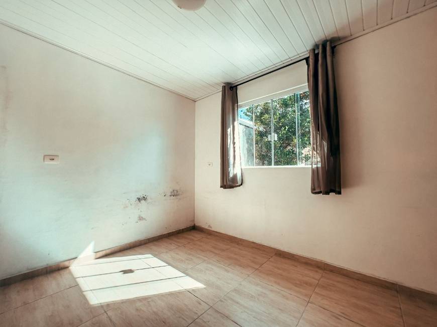 Foto 5 de Casa com 4 Quartos à venda, 211m² em Pinheirinho, Curitiba