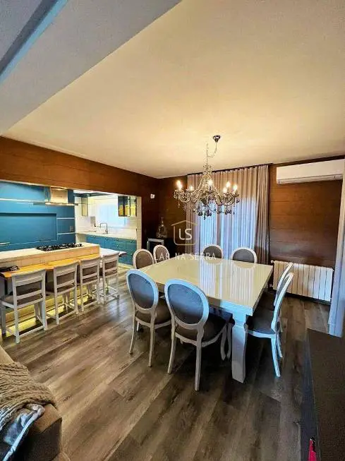 Foto 5 de Casa de Condomínio com 3 Quartos à venda, 200m² em Buena Vista Village, Gramado