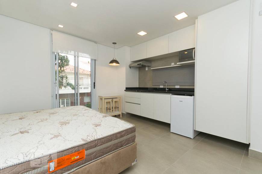 Foto 1 de Apartamento com 1 Quarto para alugar, 20m² em Aclimação, São Paulo