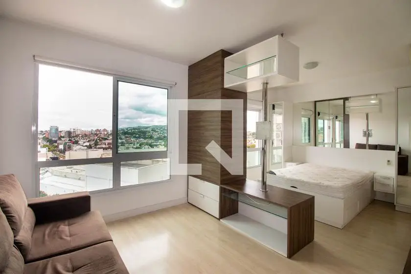 Foto 1 de Apartamento com 1 Quarto para alugar, 37m² em Três Figueiras, Porto Alegre