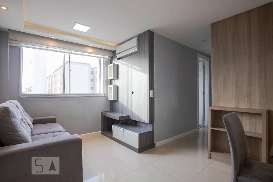 Foto 1 de Apartamento com 2 Quartos para alugar, 42m² em Sarandi, Porto Alegre