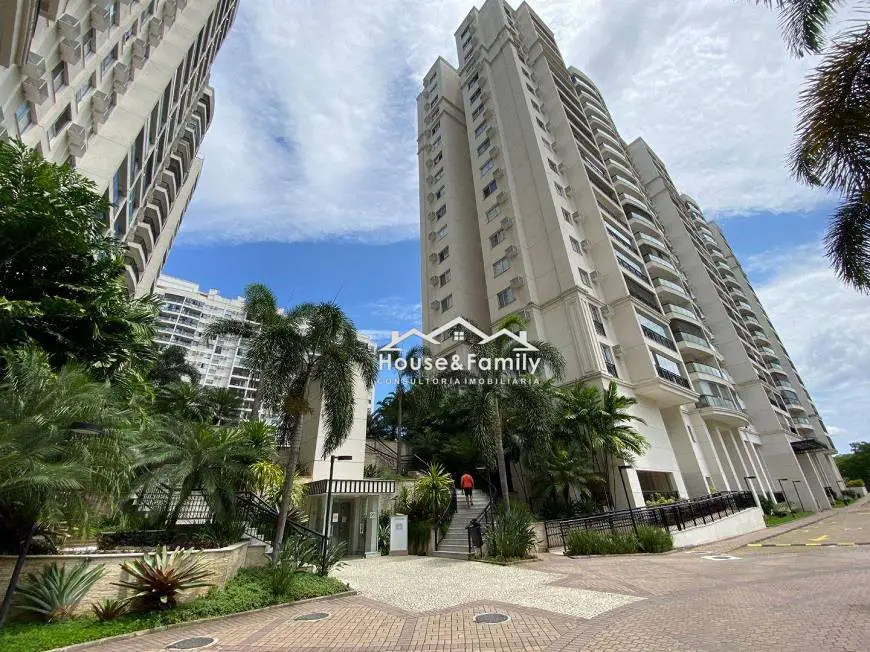 Foto 1 de Apartamento com 3 Quartos para alugar, 327m² em Barra da Tijuca, Rio de Janeiro
