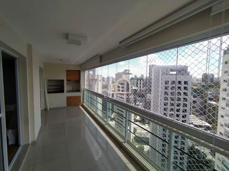 Foto 1 de Apartamento com 3 Quartos à venda, 138m² em Vila Olímpia, São Paulo