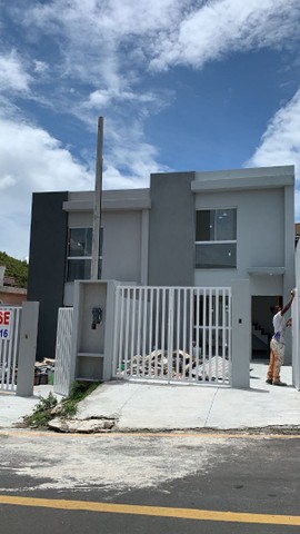 Foto 1 de Casa com 2 Quartos à venda, 70m² em Centro, Barra Mansa