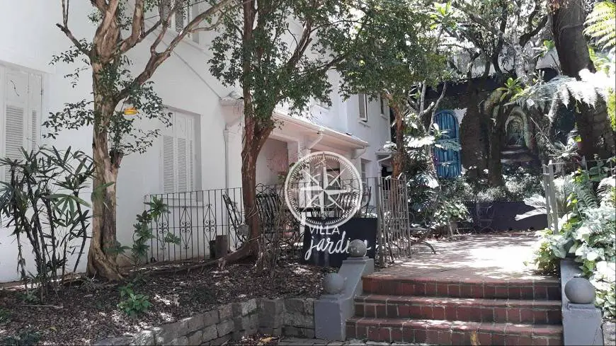 Foto 1 de Casa com 3 Quartos para alugar, 200m² em Cerqueira César, São Paulo