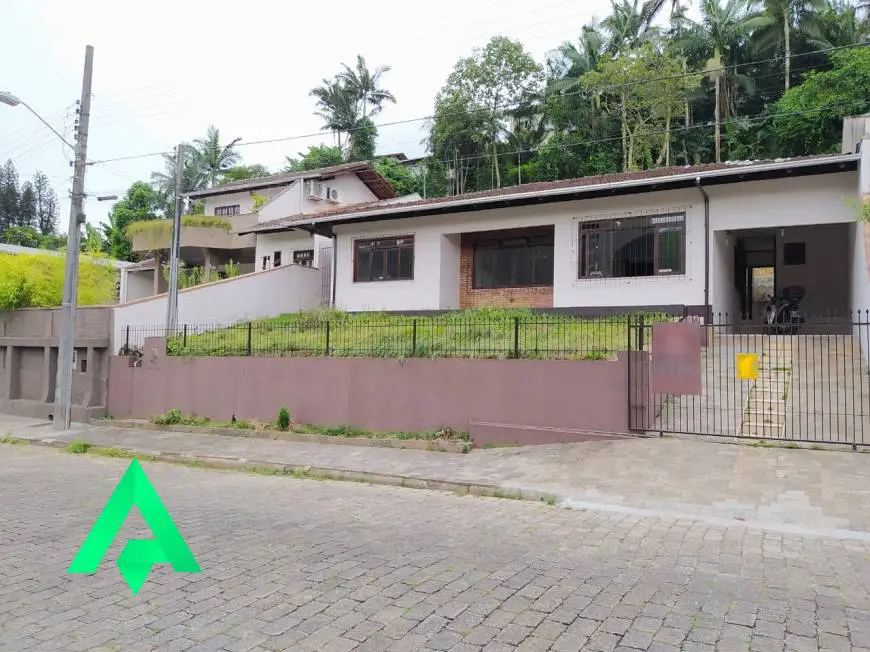 Foto 1 de Casa com 3 Quartos à venda, 142m² em Salto Norte, Blumenau