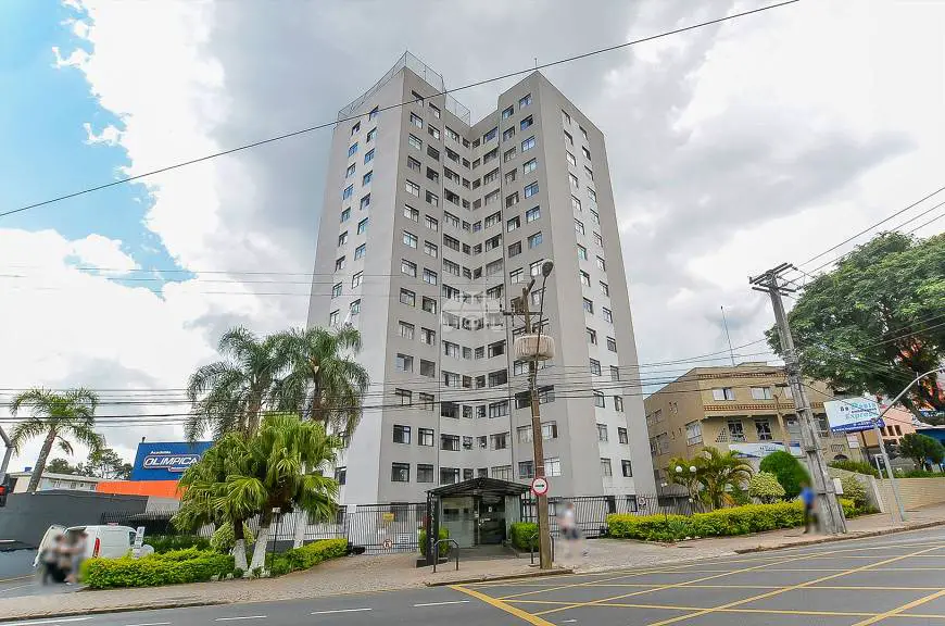 Foto 1 de Apartamento com 2 Quartos à venda, 44m² em Novo Mundo, Curitiba