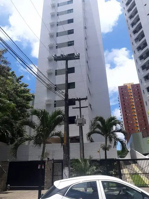 Foto 1 de Apartamento com 2 Quartos para alugar, 70m² em Torre, Recife