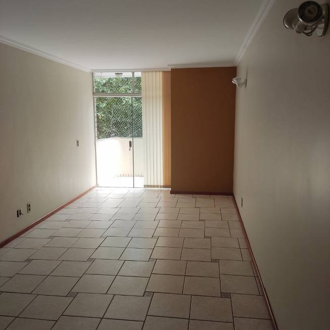 Foto 2 de Apartamento com 3 Quartos para alugar, 115m² em Asa Norte, Brasília