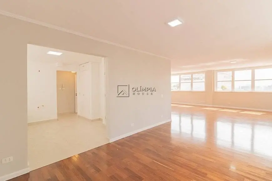 Foto 3 de Apartamento com 3 Quartos para alugar, 178m² em Bela Vista, São Paulo
