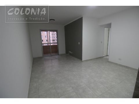 Foto 2 de Apartamento com 3 Quartos para alugar, 65m² em Camilópolis, Santo André