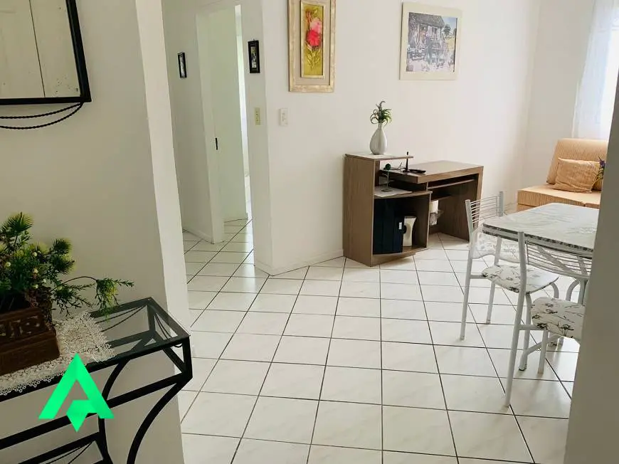 Foto 1 de Apartamento com 3 Quartos para alugar, 142m² em Garcia, Blumenau
