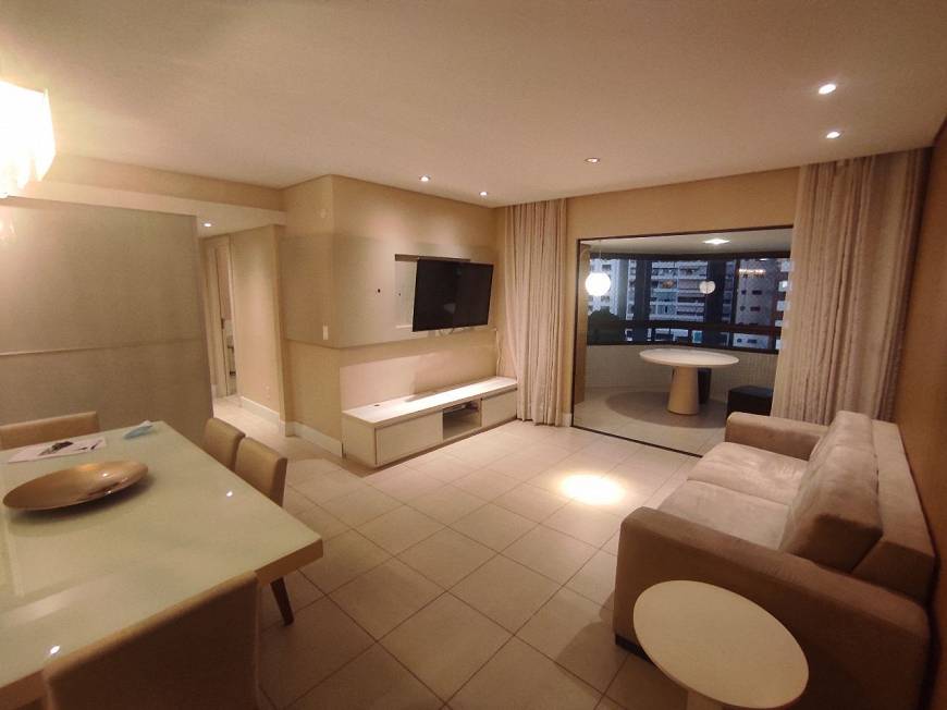Foto 1 de Apartamento com 3 Quartos para alugar, 130m² em Graça, Salvador
