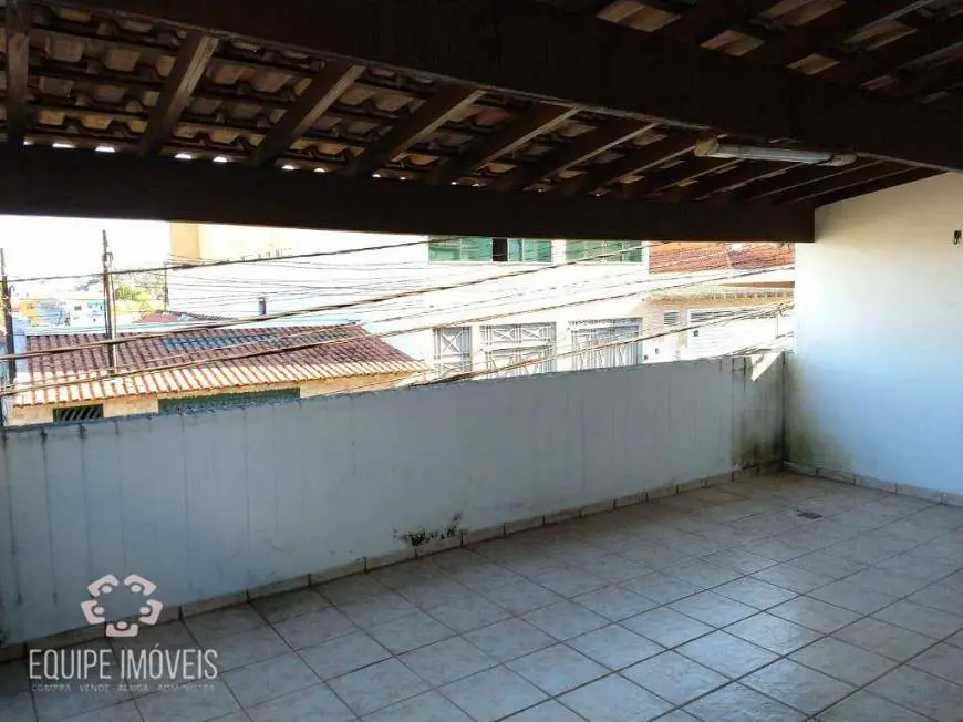 Foto 4 de Casa com 2 Quartos à venda, 215m² em Vila Dalva, São Paulo