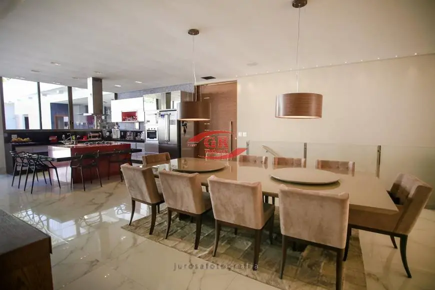 Foto 4 de Casa com 4 Quartos para alugar, 703m² em Buritis, Belo Horizonte