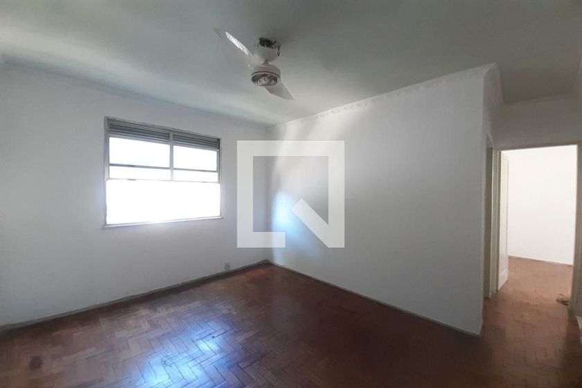Foto 1 de Apartamento com 1 Quarto para alugar, 46m² em Del Castilho, Rio de Janeiro