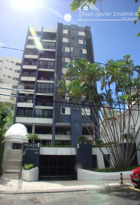 Foto 1 de Apartamento com 4 Quartos à venda, 200m² em Barra, Salvador