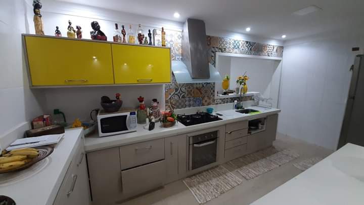 Foto 4 de Apartamento com 4 Quartos para alugar, 155m² em Vila Guilhermina, Praia Grande