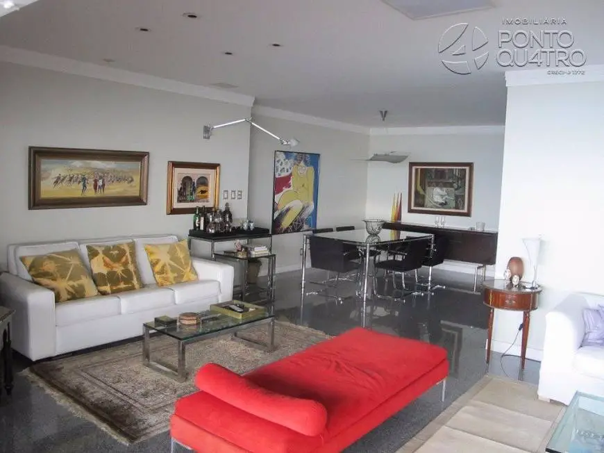 Foto 1 de Apartamento com 4 Quartos para alugar, 261m² em Vitória, Salvador