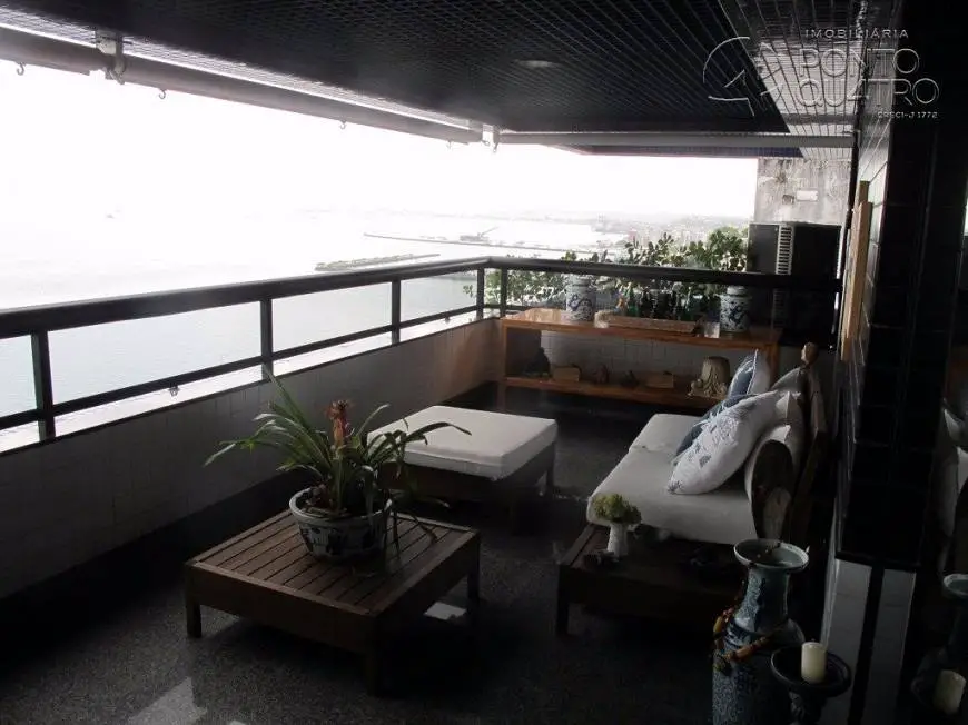Foto 5 de Apartamento com 4 Quartos para alugar, 261m² em Vitória, Salvador