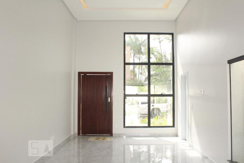 Foto 1 de Casa com 3 Quartos para alugar, 200m² em Ponta Negra, Manaus