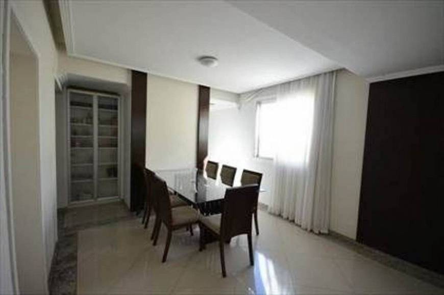 Foto 3 de Casa com 4 Quartos para alugar, 415m² em Paquetá, Belo Horizonte